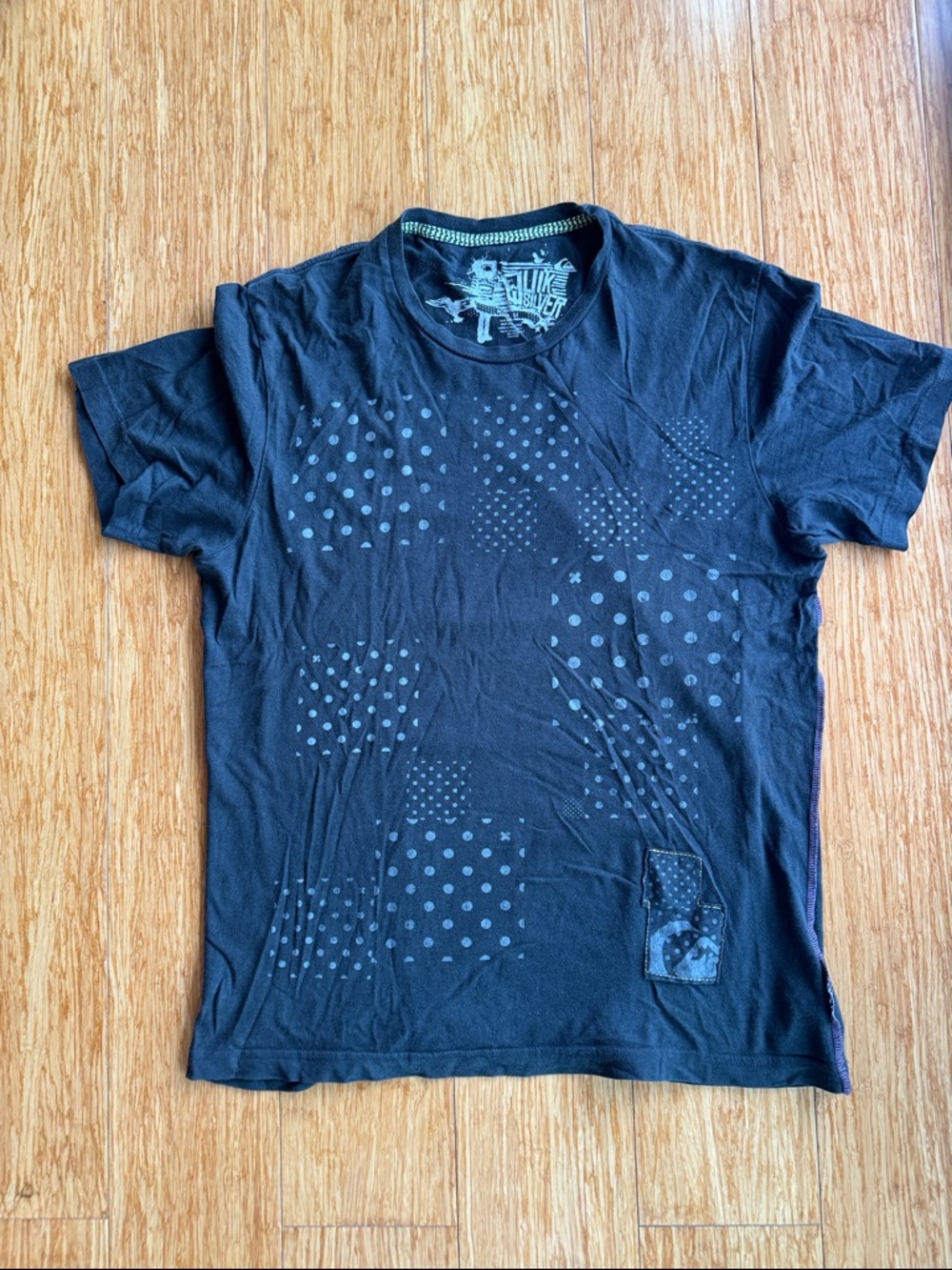 Quiksilver Black Short-Sleeve Graphic Dot Tee
